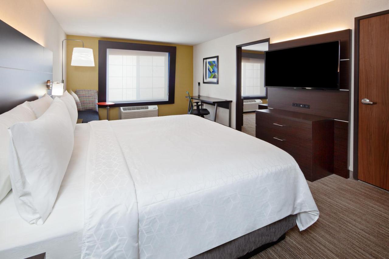 Holiday Inn Express & Suites Oakland - Airport By Ihg Eksteriør bilde