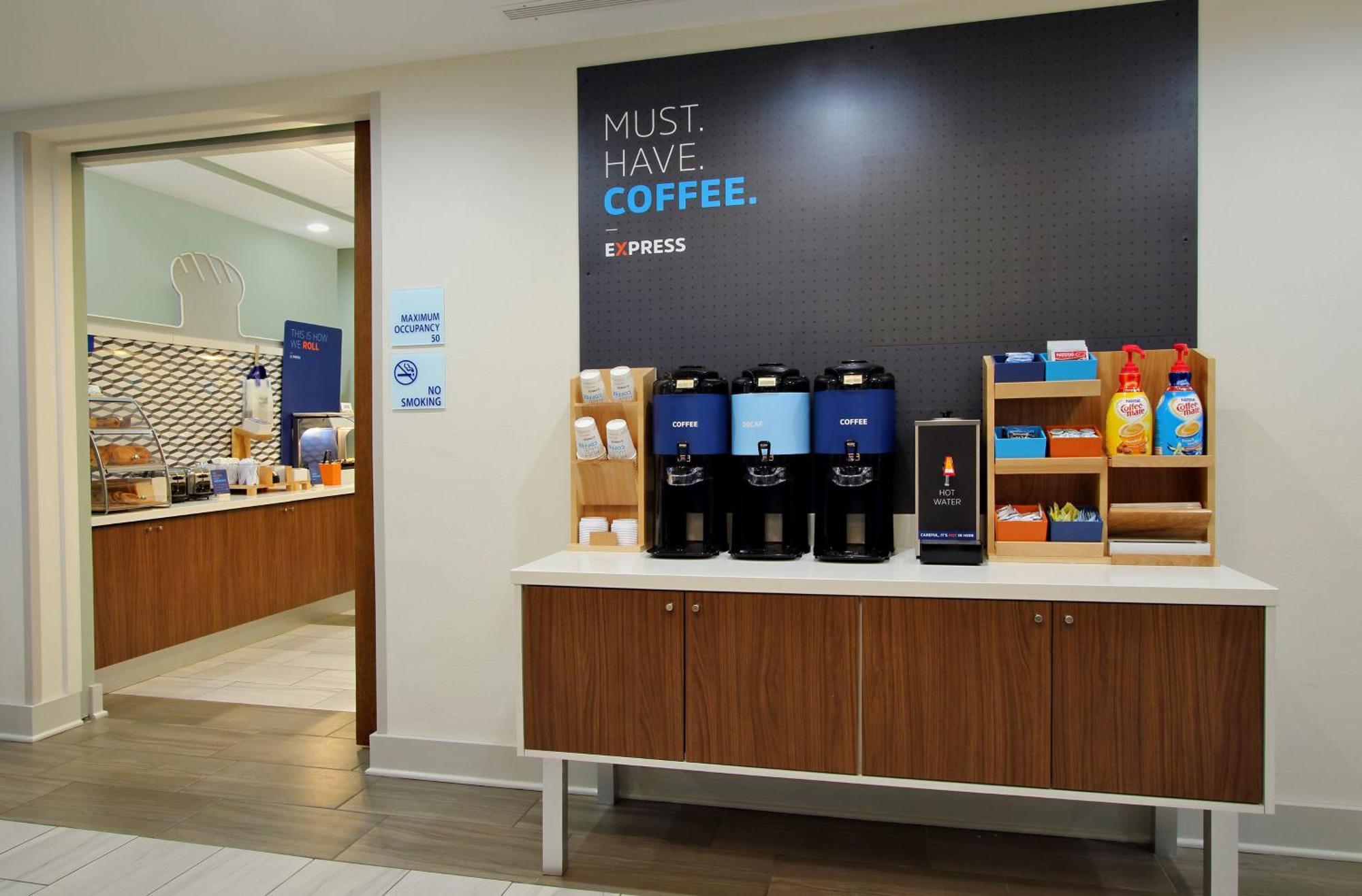 Holiday Inn Express & Suites Oakland - Airport By Ihg Eksteriør bilde
