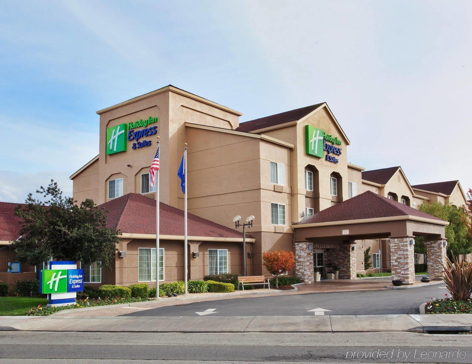 Holiday Inn Express & Suites Oakland - Airport By Ihg Eksteriør bilde