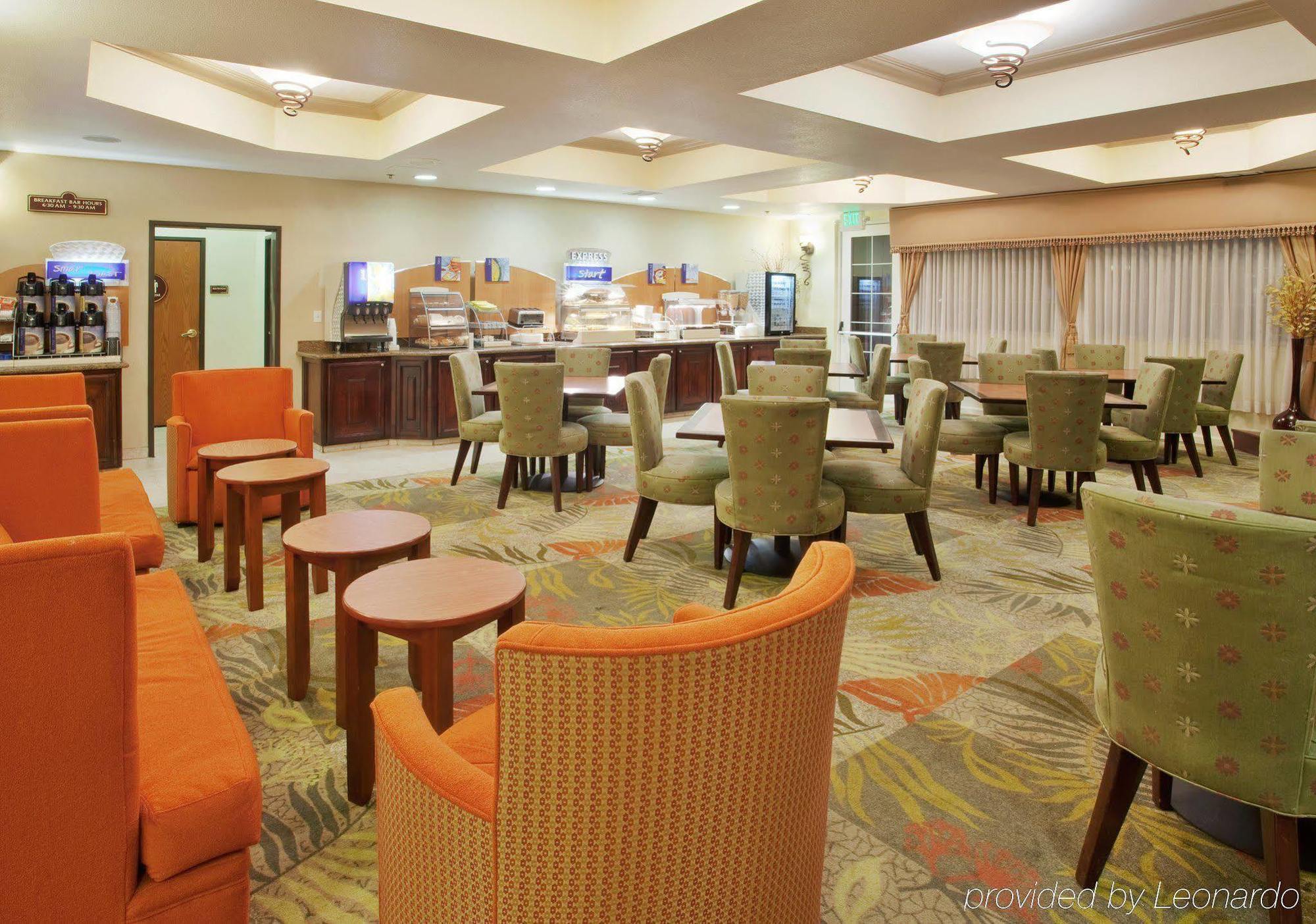 Holiday Inn Express & Suites Oakland - Airport By Ihg Eksteriør bilde