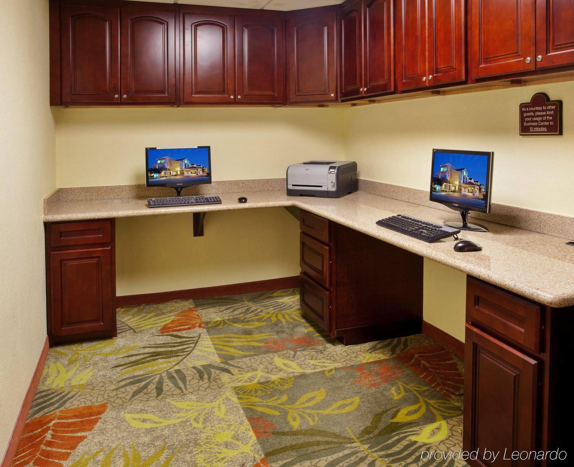 Holiday Inn Express & Suites Oakland - Airport By Ihg Eksteriør bilde